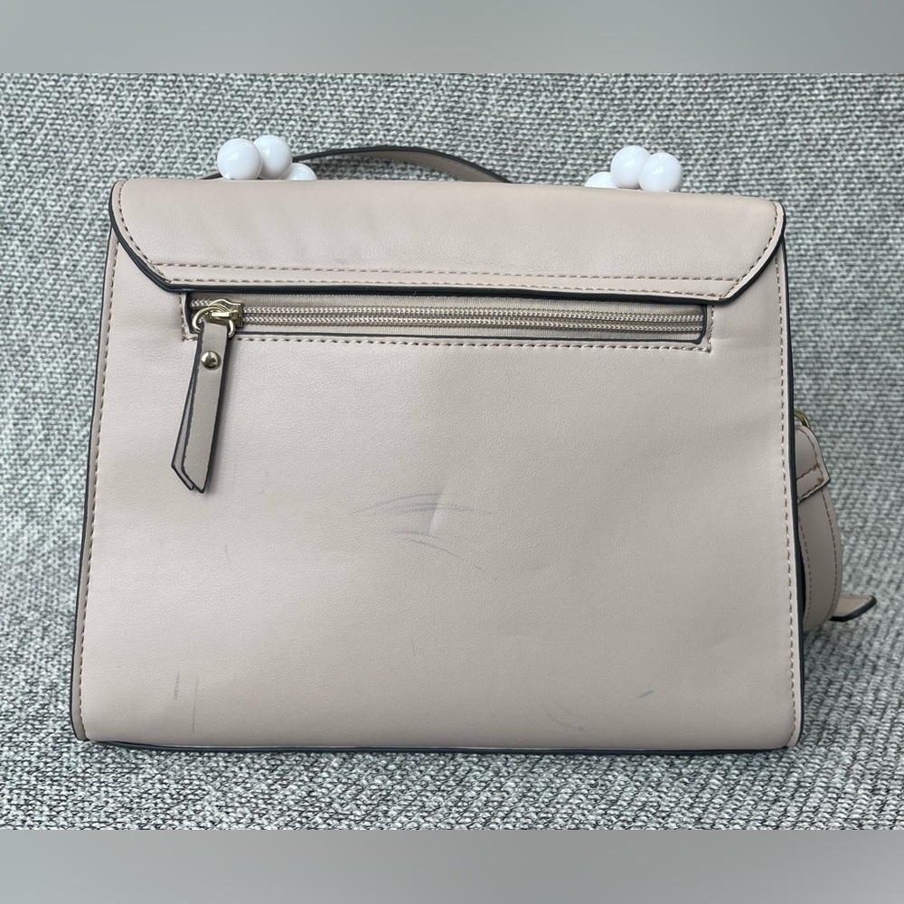 Cream Handbag with White Beaded Handle - Picture 6 of 16